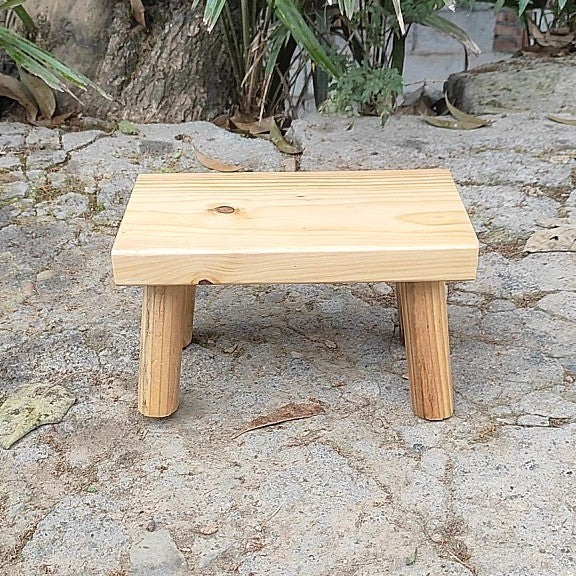 Solid wood footstep, small wooden stool, small low stool, small stool, living room storage, flower rack, elevated height, small stool, laundry and shoe changing
